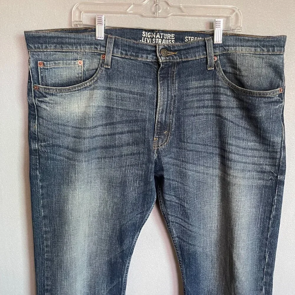 Levi's Straight Leg Blue Jeans Size 40X32
